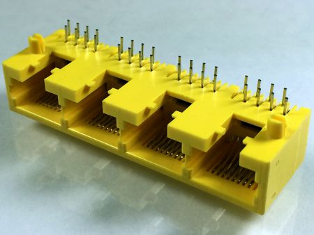 Flachprofil 4-Port RJ45-Buchse für Rechenzentrumsanwendungen - Flachprofil 4-Port RJ45-Buchse für Rechenzentrumsanwendungen