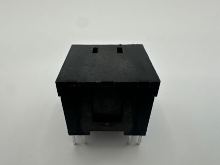 Conector RJ45 compacto com LED para integração de medidores inteligentes (Vista traseira)