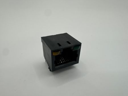 Prise RJ45 compacte avec LED pour intégration de compteur intelligent (vue de côté)