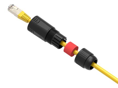 Acoplador RJ45 Cat5E a prueba de agua (oblicuo frontal izquierdo con cable)