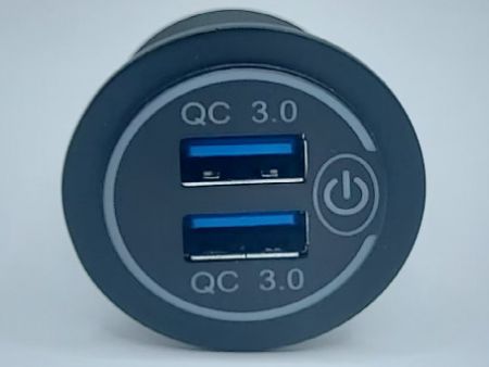Waterdichte Dual Port USB 3.0A Lader met Deksel - Waterdichte-Dual-Port-USB-3.0A-Lader-met-Deksel